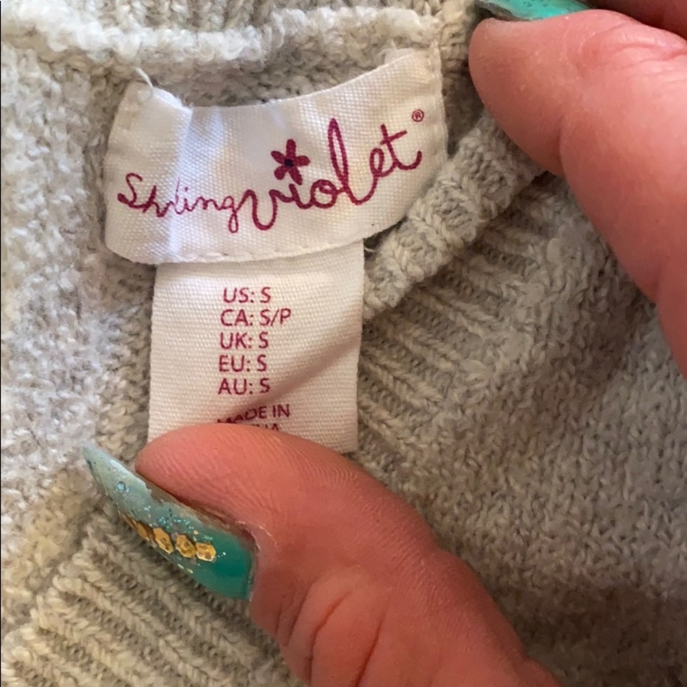 Shrinking violet Sweater - Picture 2 of 4